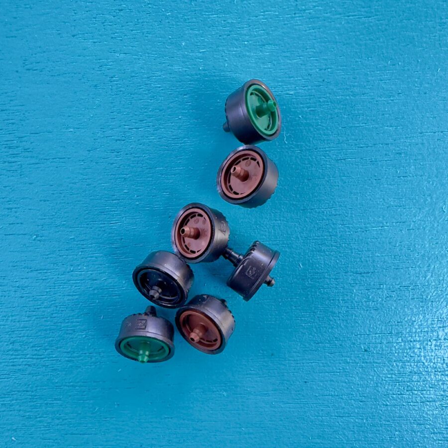 טפטפות ננעצות